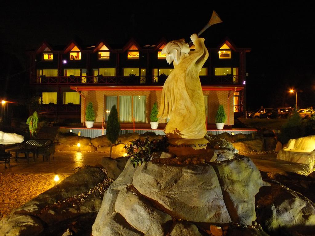 Hotel Green Smiltyne Panevezys Exterior photo
